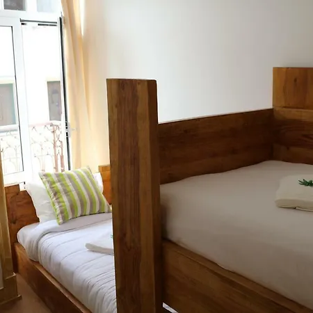 Apartman Housegugu *