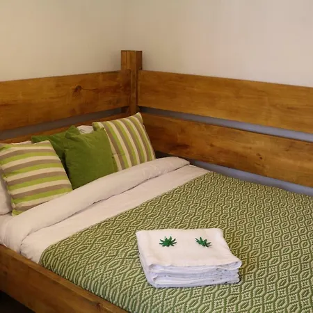 Apartman Housegugu *